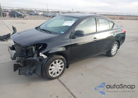 2014 Nissan Versa 1.6 Sv z USA, uszkodzony, nr VIN 3N1CN7AP2EL812898